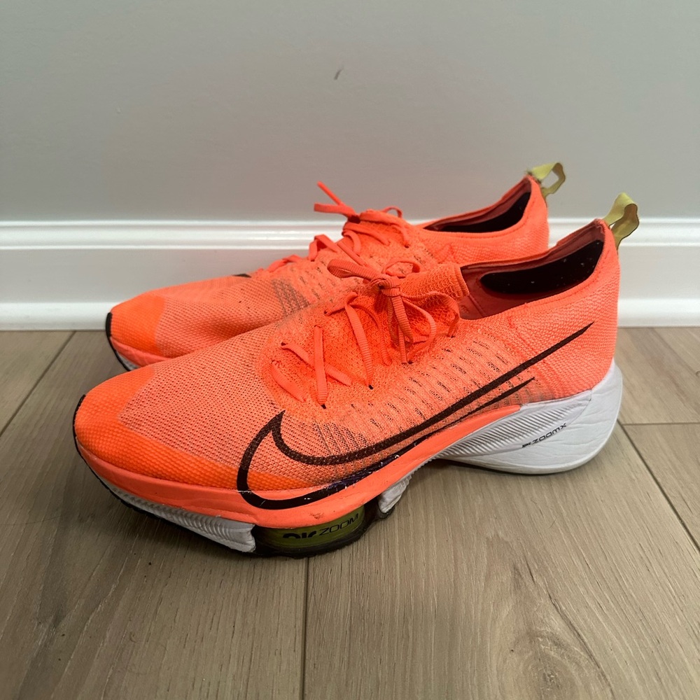 Nike Tempo Next % Size 12